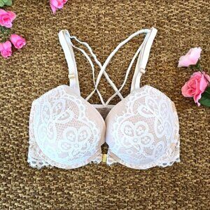 Victoria's Secret White Lace Bra